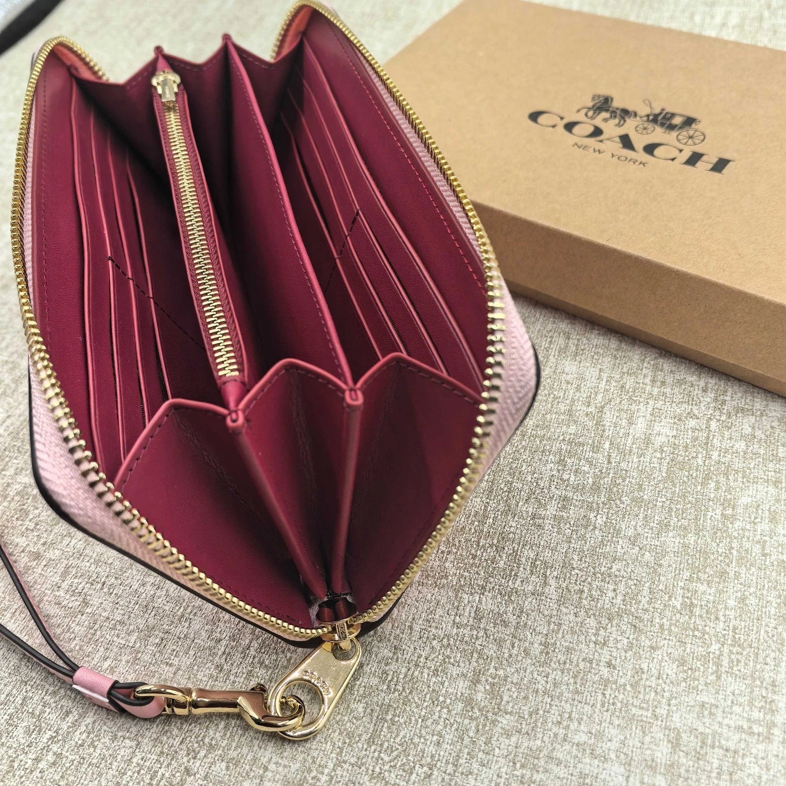 Coach CW778 Long Zip-Around Wallet in Signature Canvas – Pink – New with Box
